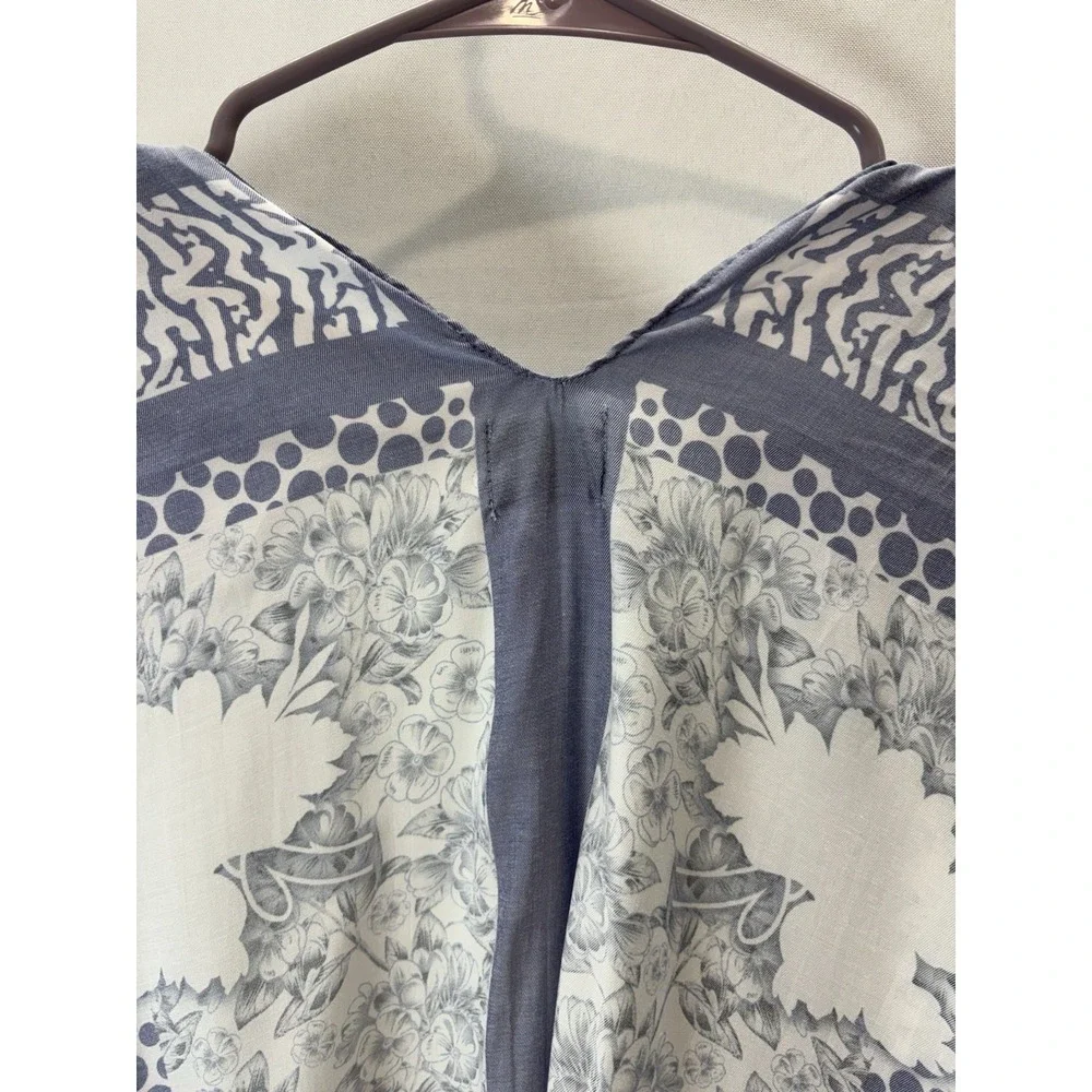 Floral Kimono Cover Up Blue White One Size Lightweight NWT